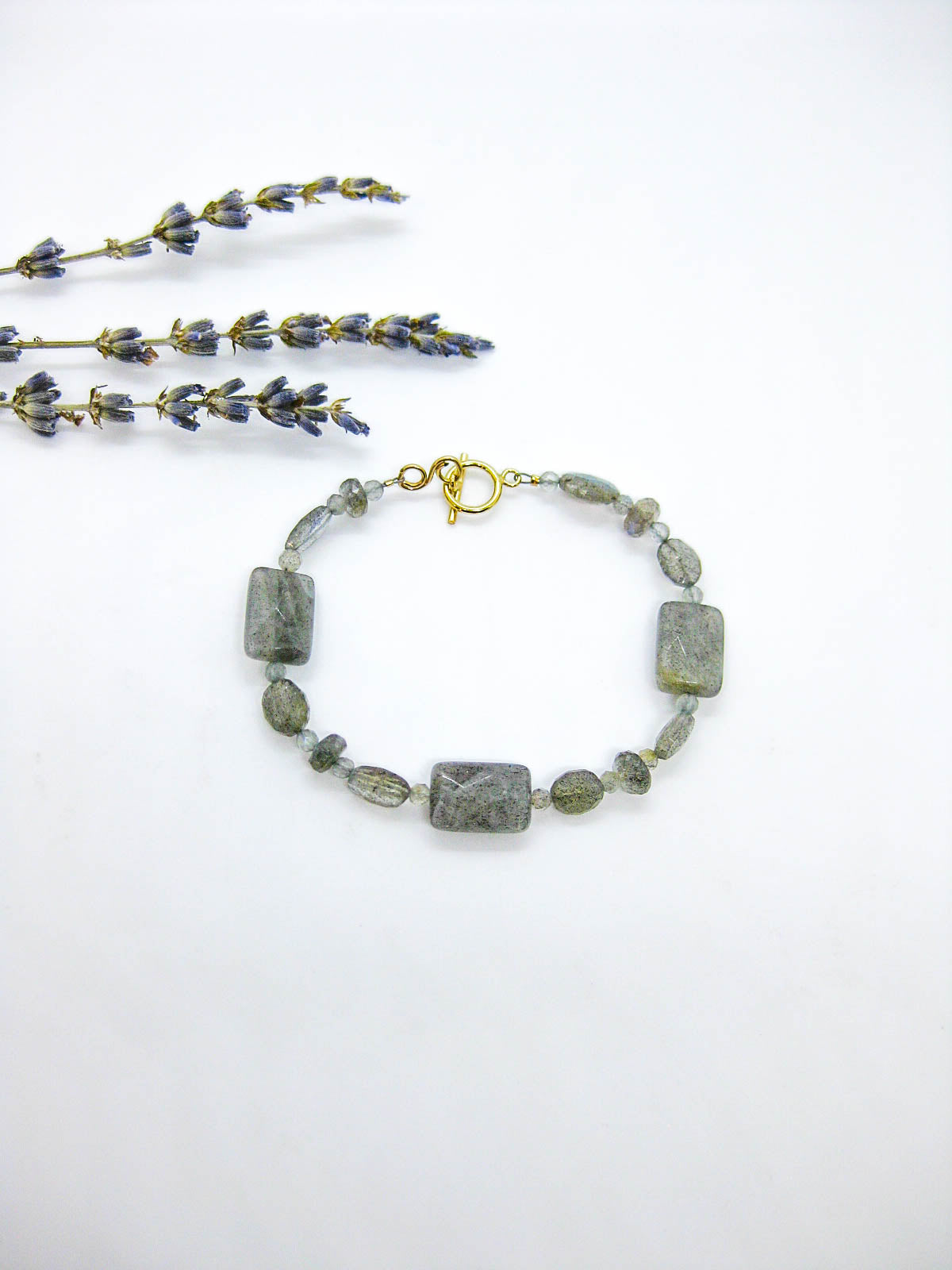 Calla II: Labradorite Bracelet - b351