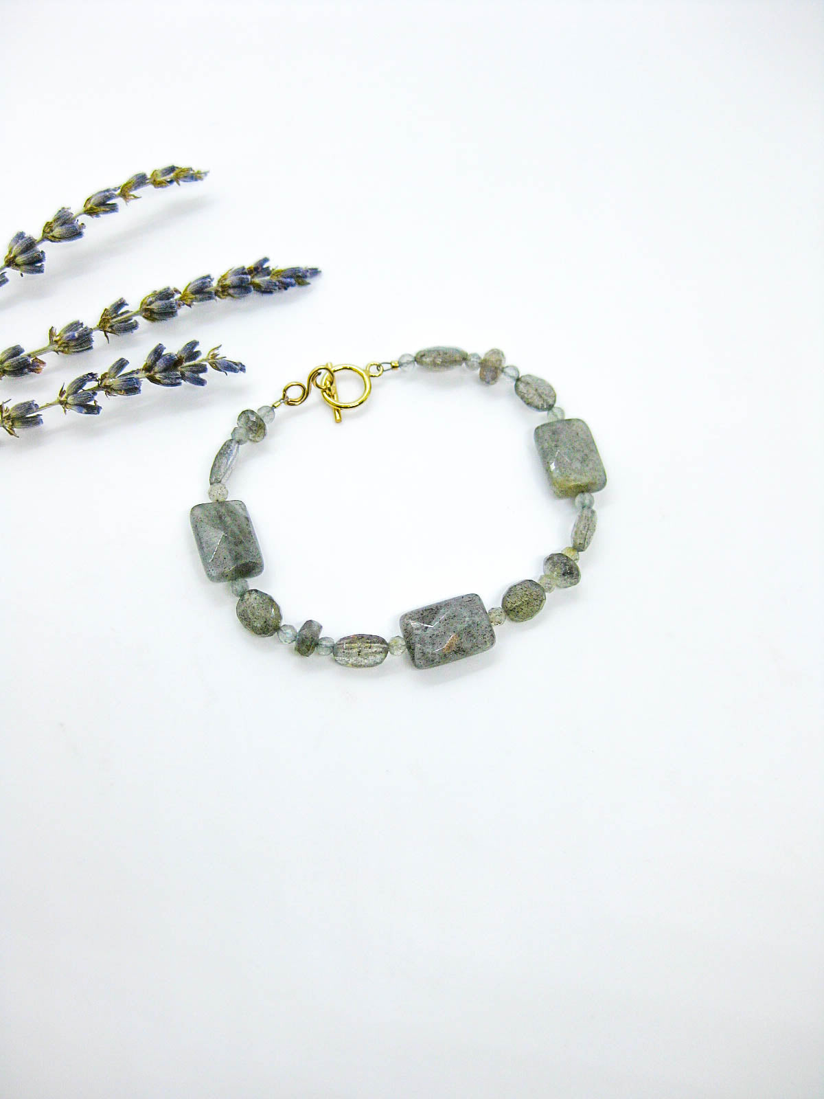 Calla II: Labradorite Bracelet - b351