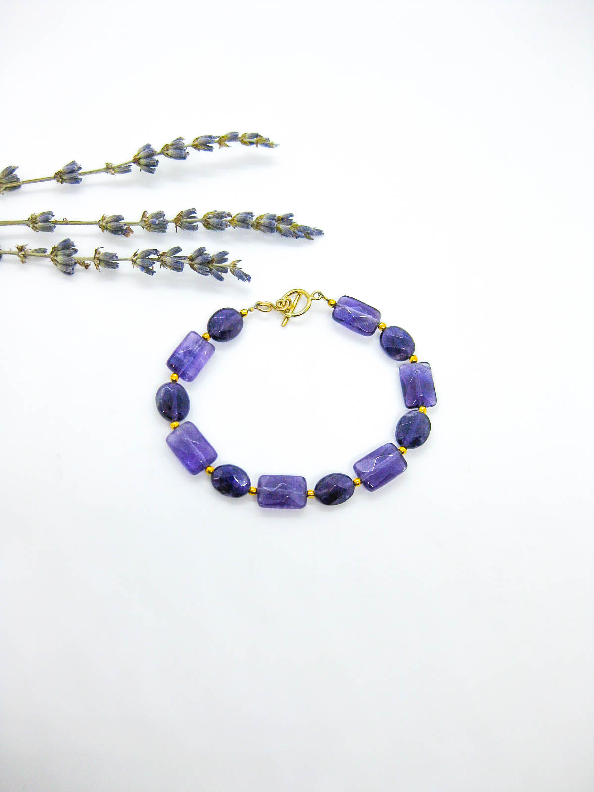 Calla II: Amethyst Bracelet - b352