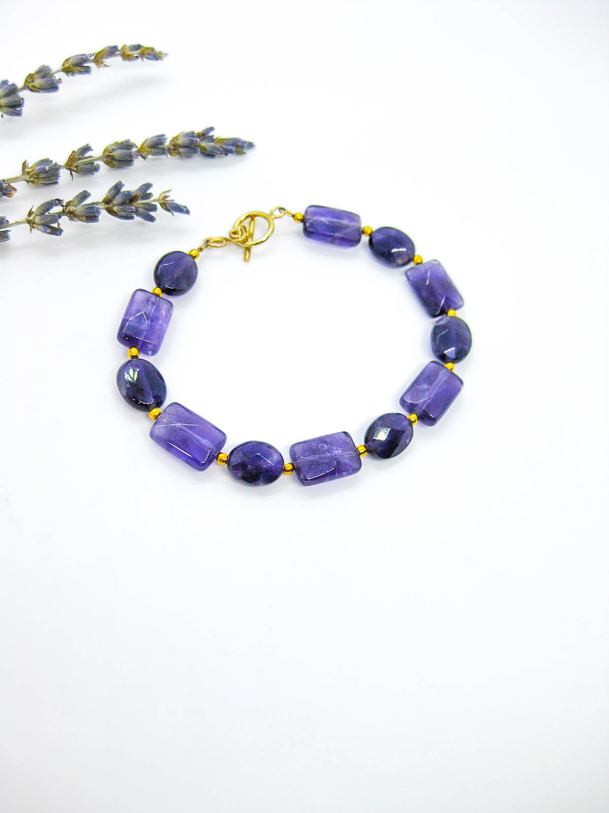 Calla II: Amethyst Bracelet - b352