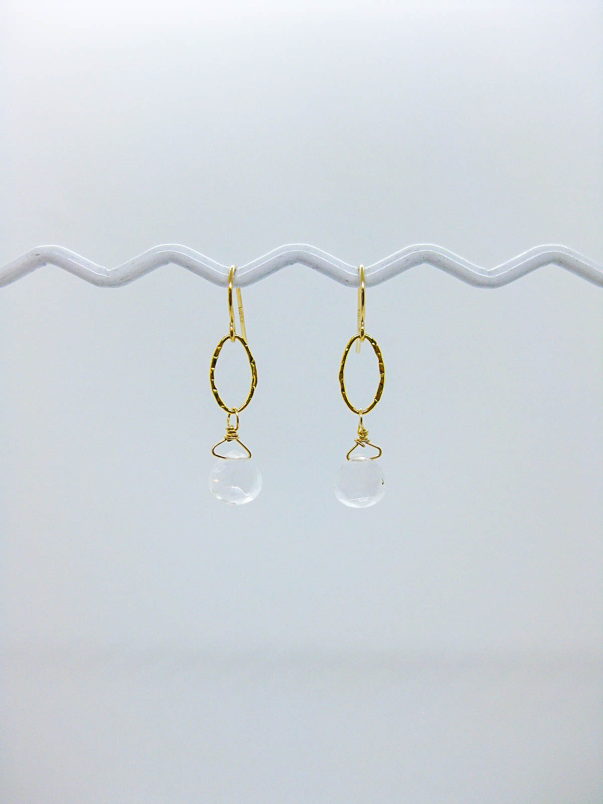 Chrysanthe: Quartz Earrings - e754