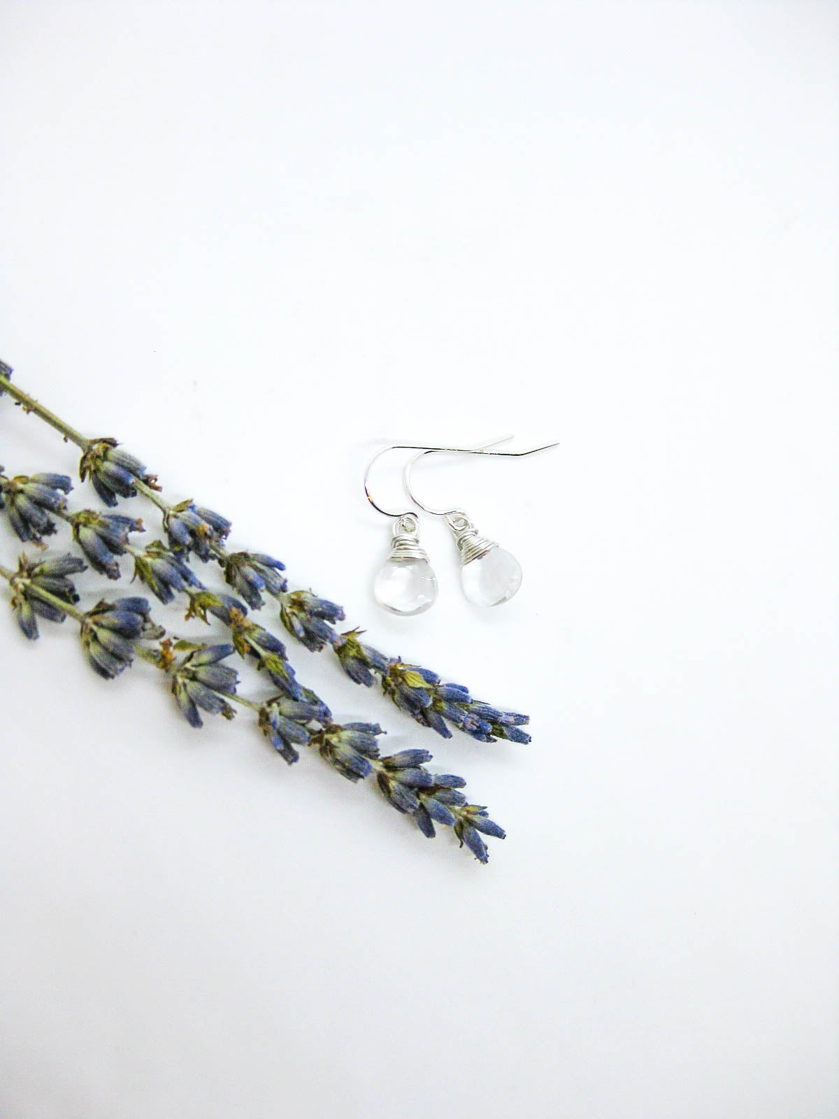 Chamomile: Quartz Earrings - e756