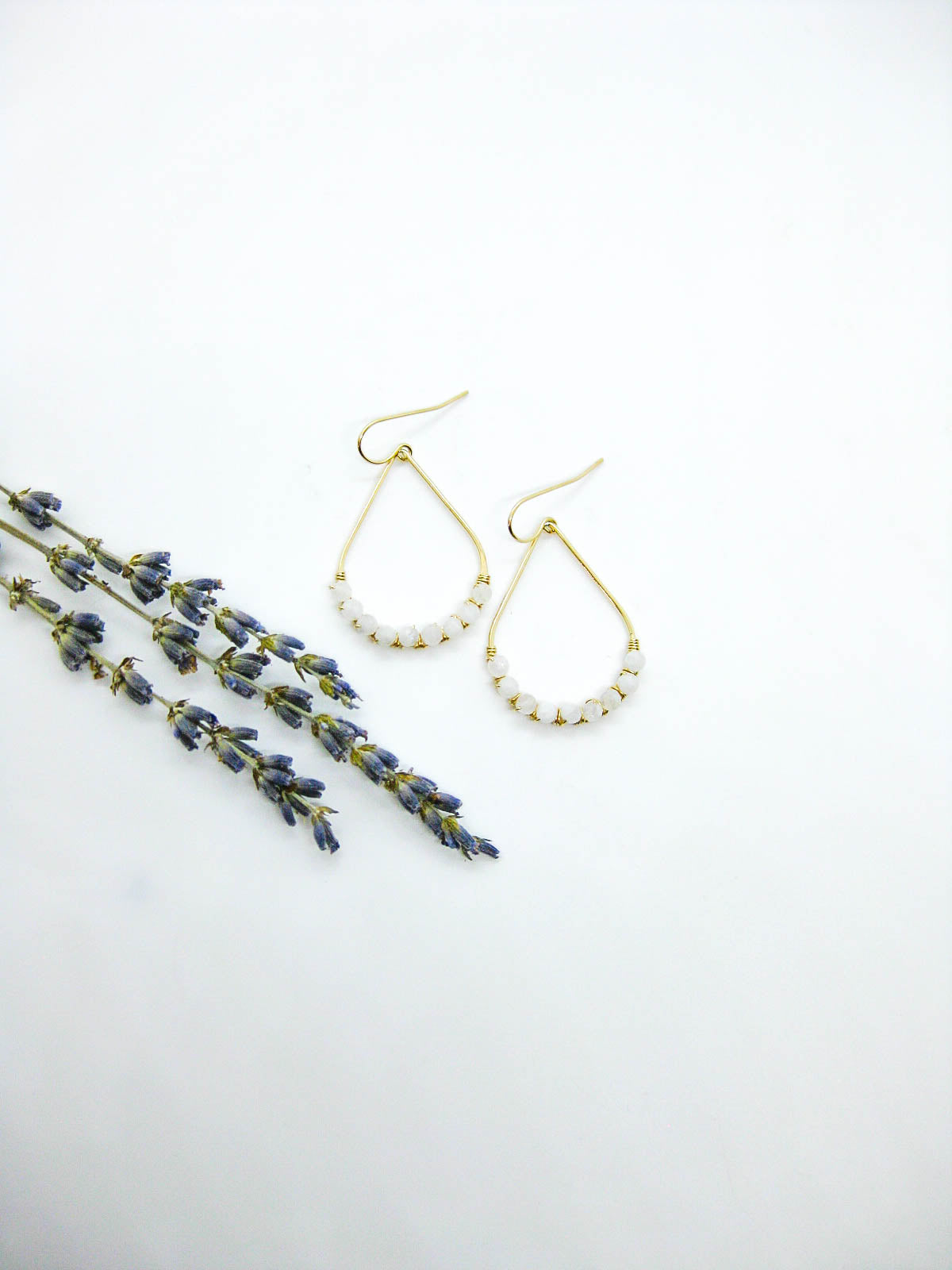 Bluebell: Moonstone Earrings - e799