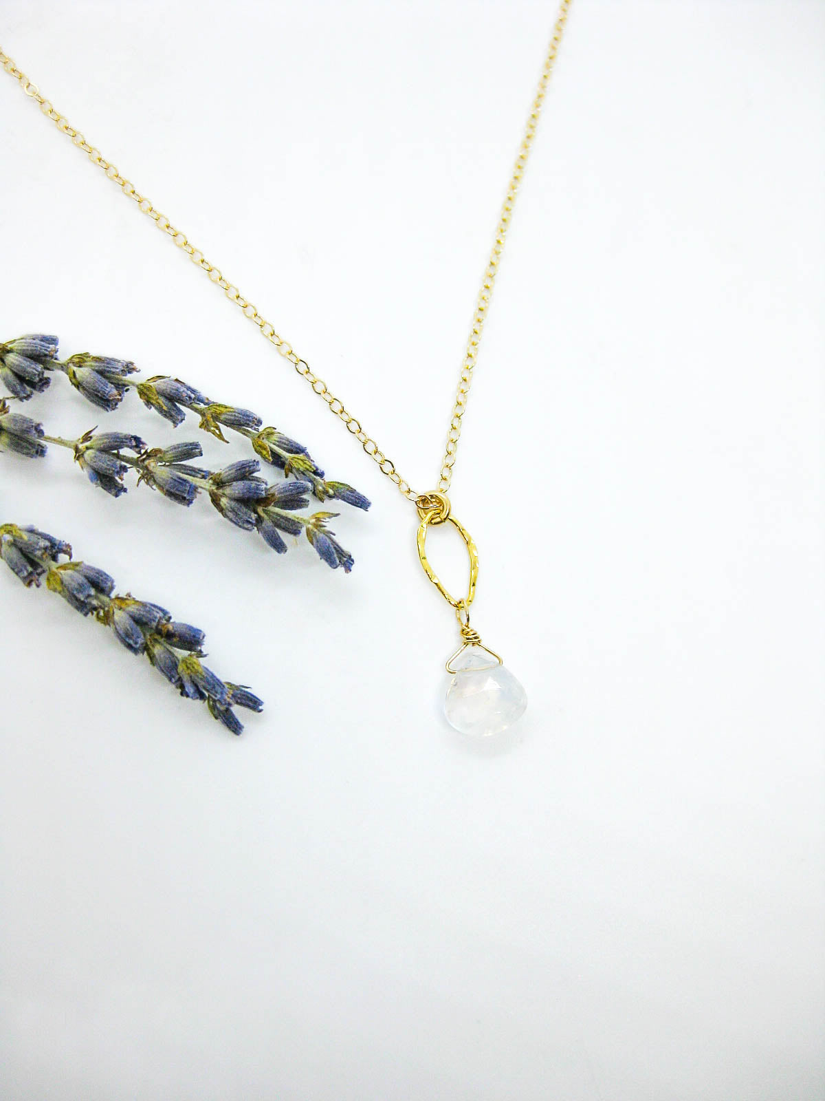 Chrysanthe: Moonstone Necklace - n575