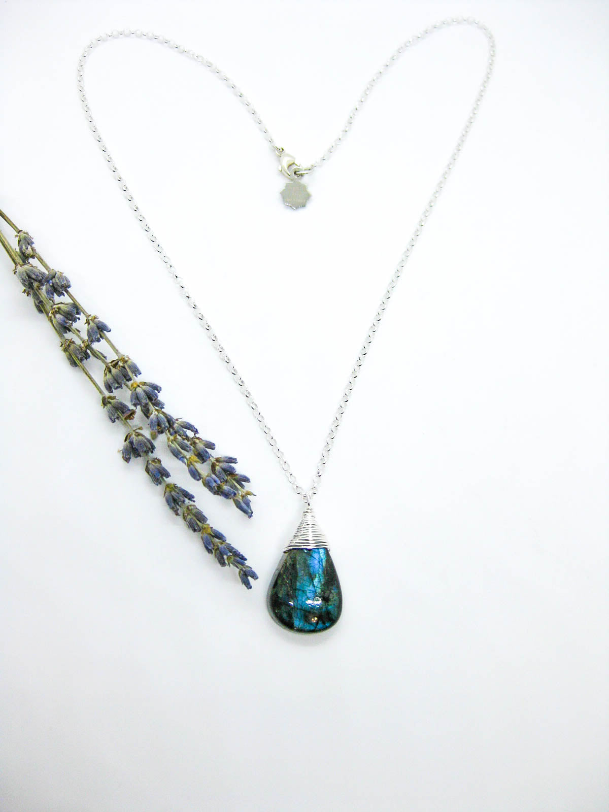 Essence: Labradorite Necklace - n617d-oak