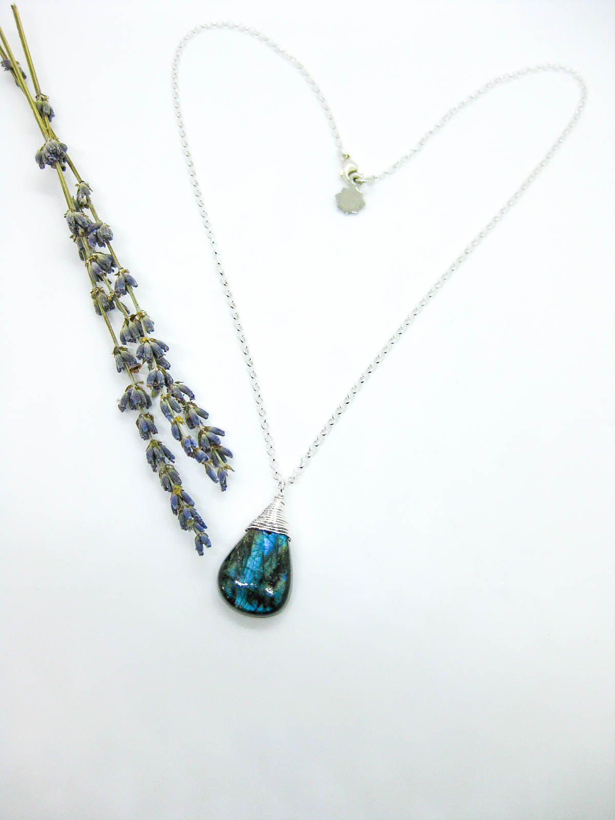 Essence: Labradorite Necklace - n617d-oak