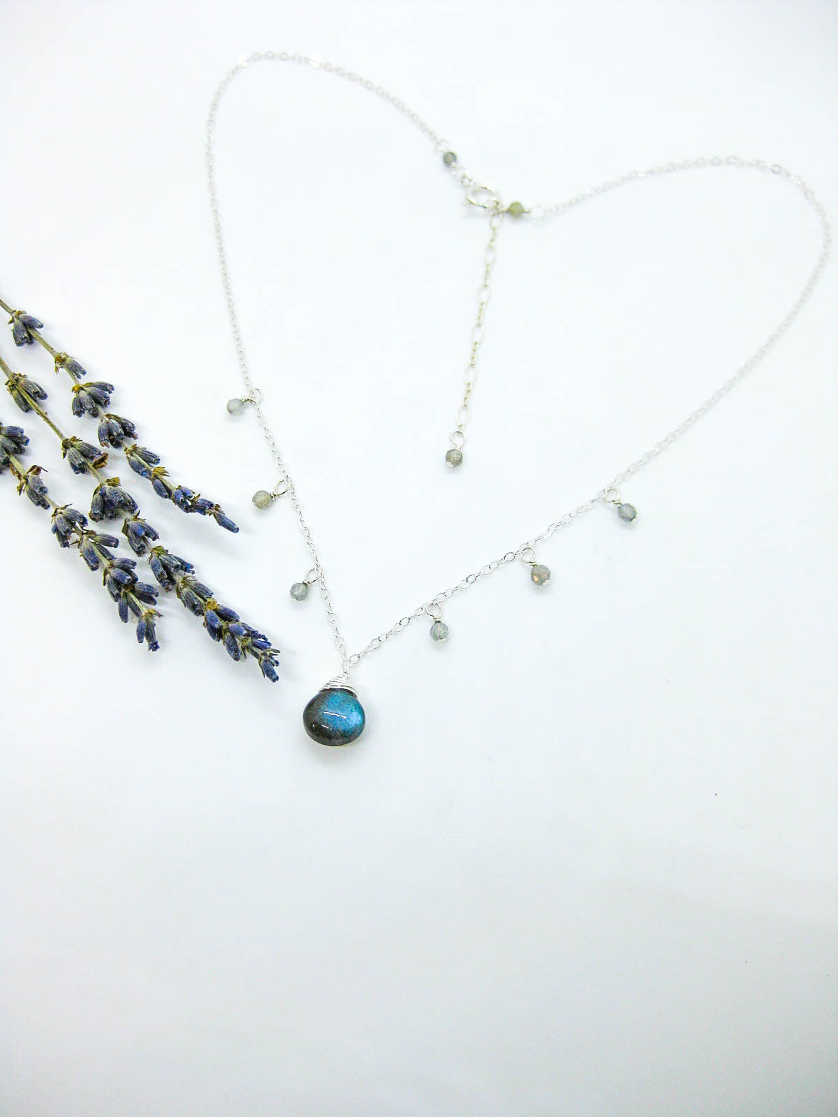 Chamomile: Labradorite Necklace - n649