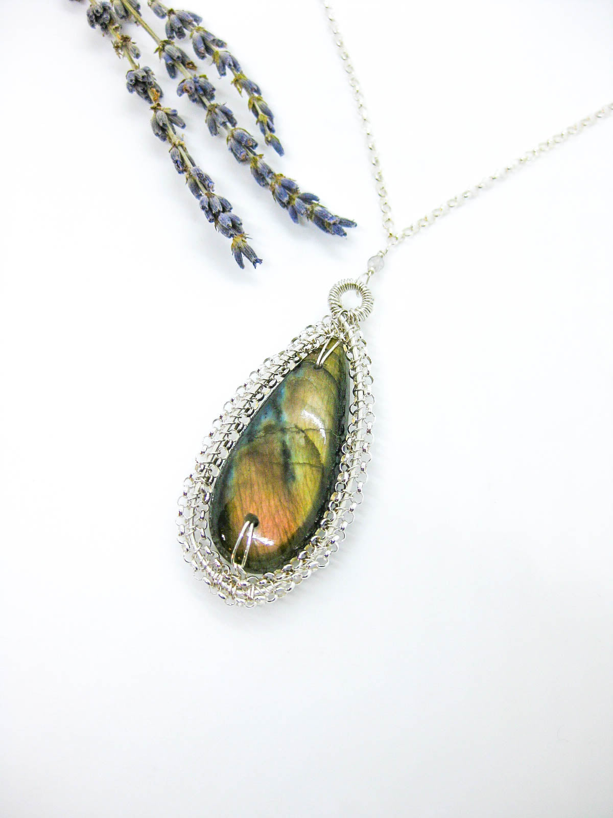 Zinnia: Labradorite Necklace - n656oak