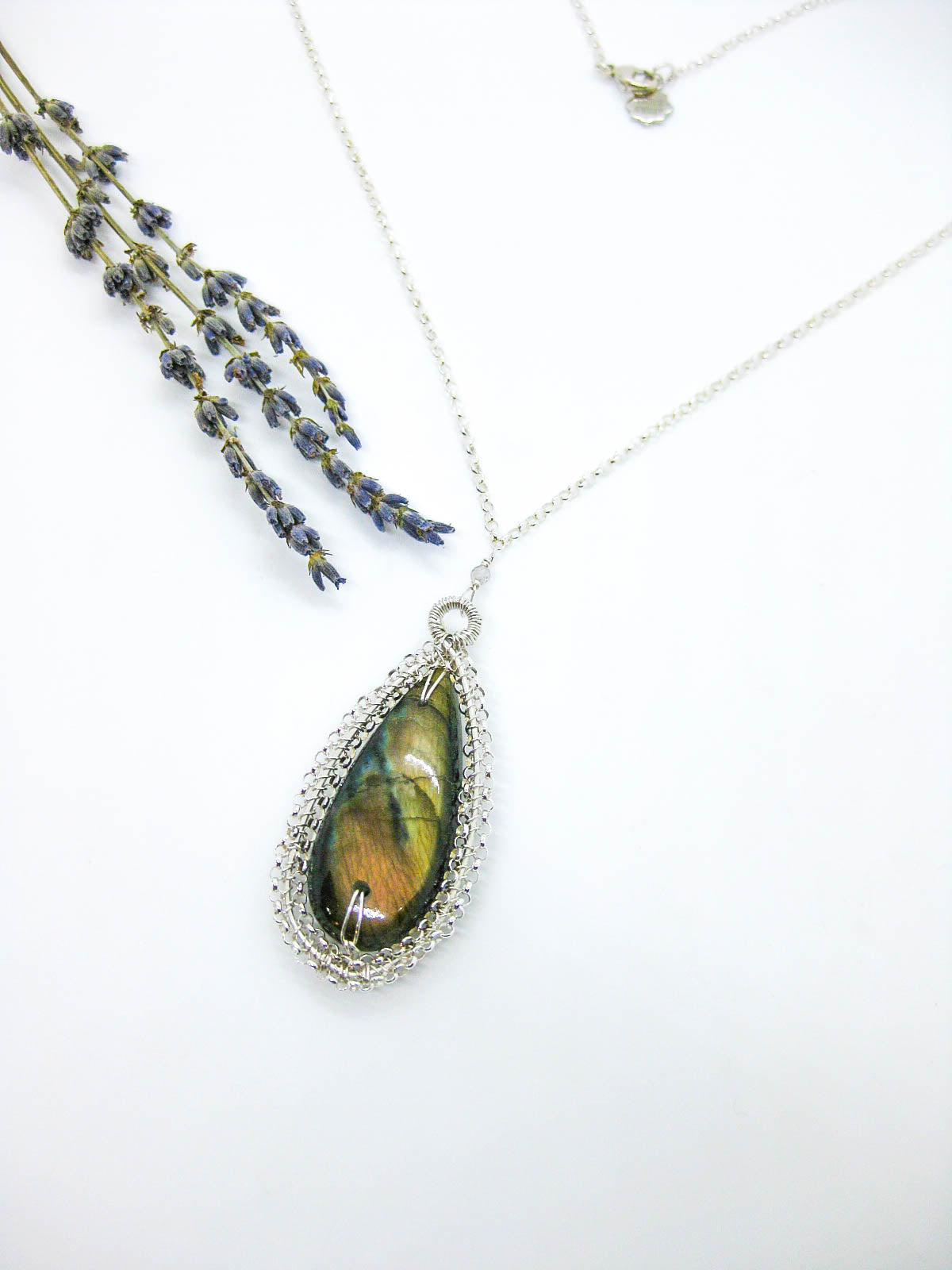 Zinnia: Labradorite Necklace - n656oak