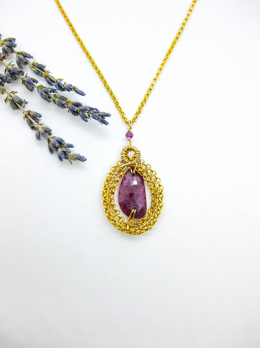 Zinnia: Ruby Necklace - n659oak