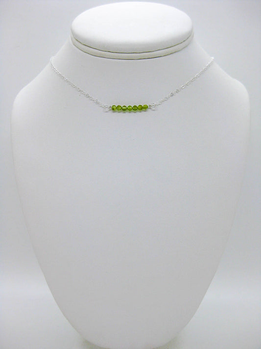 Violet: Peridot Choker - n661