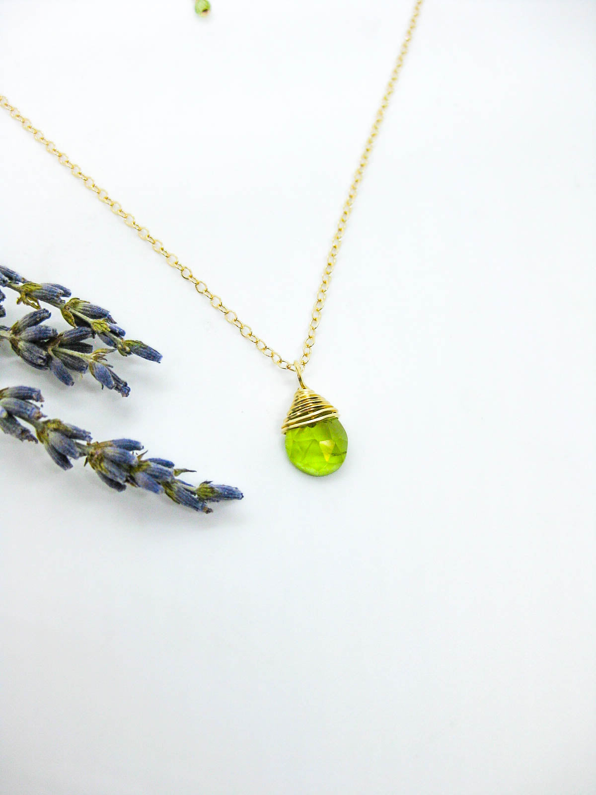 Holly: Peridot Necklace - n663