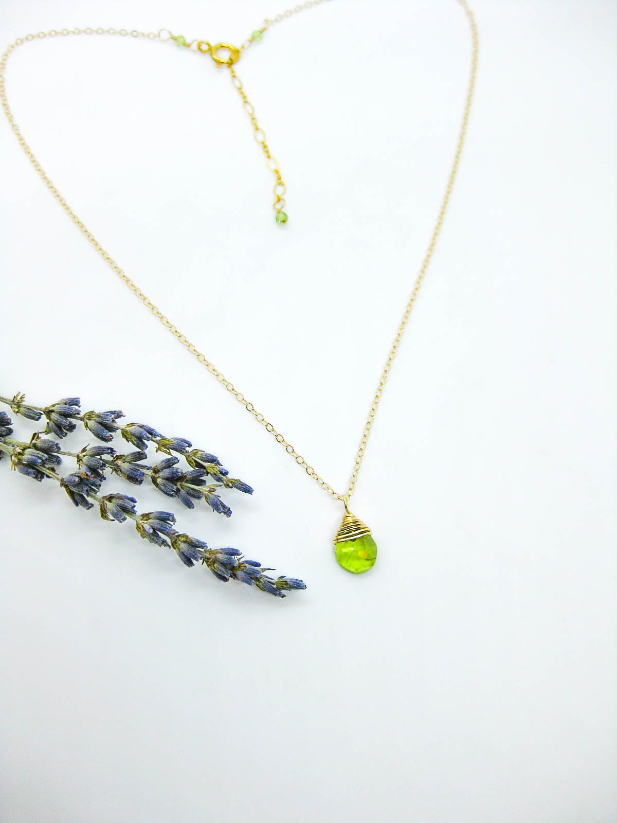 Holly: Peridot Necklace - n663