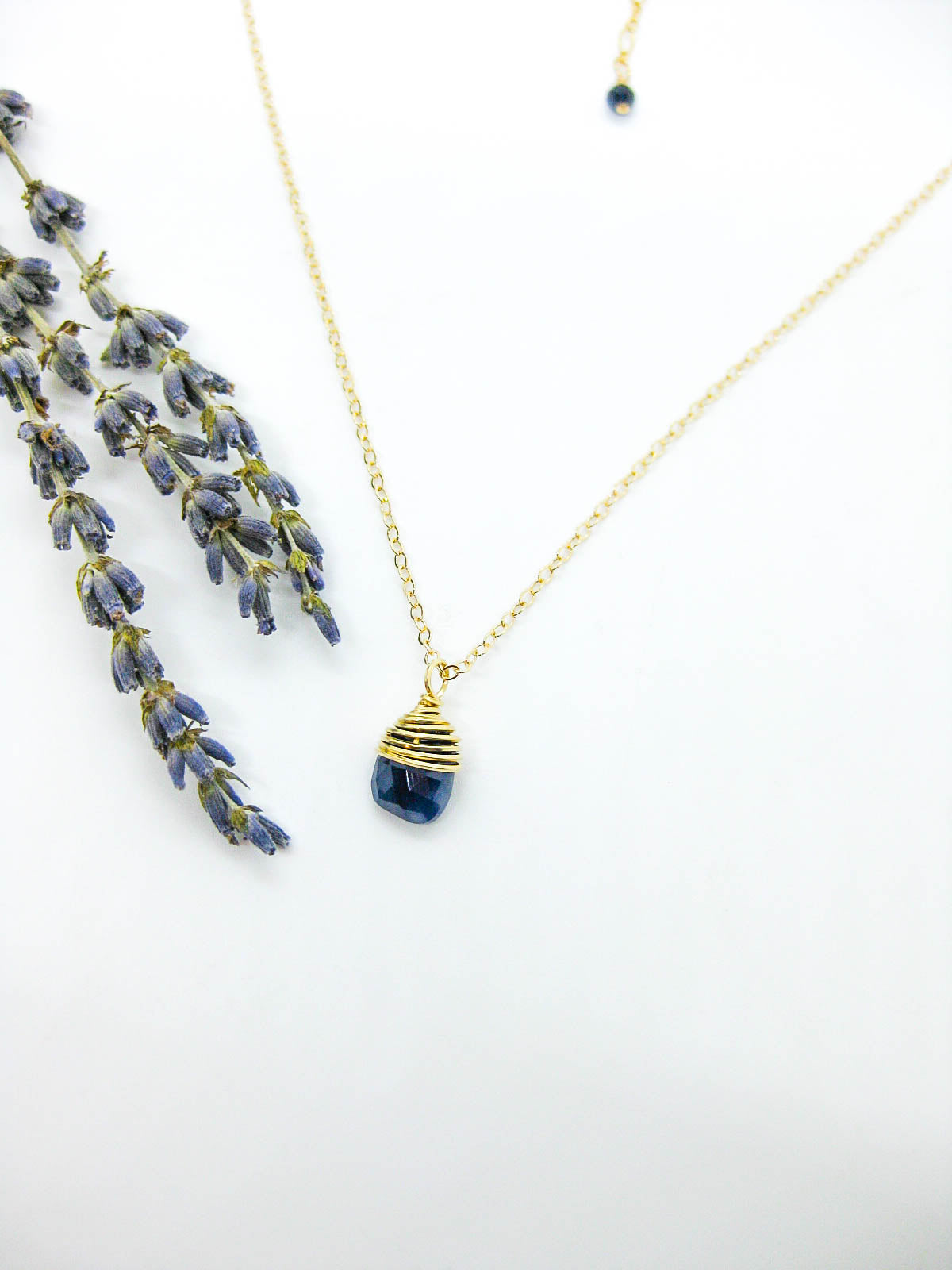 Holly: Sapphire Necklace - n662oak