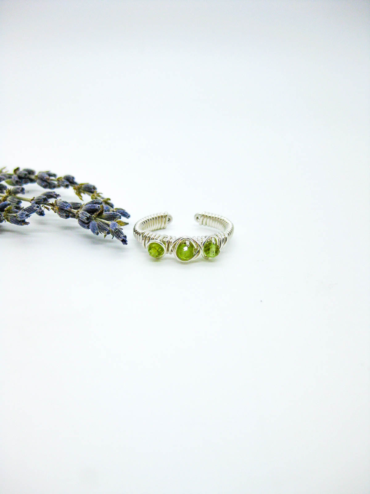 Hyacinth: Peridot Ring - r68